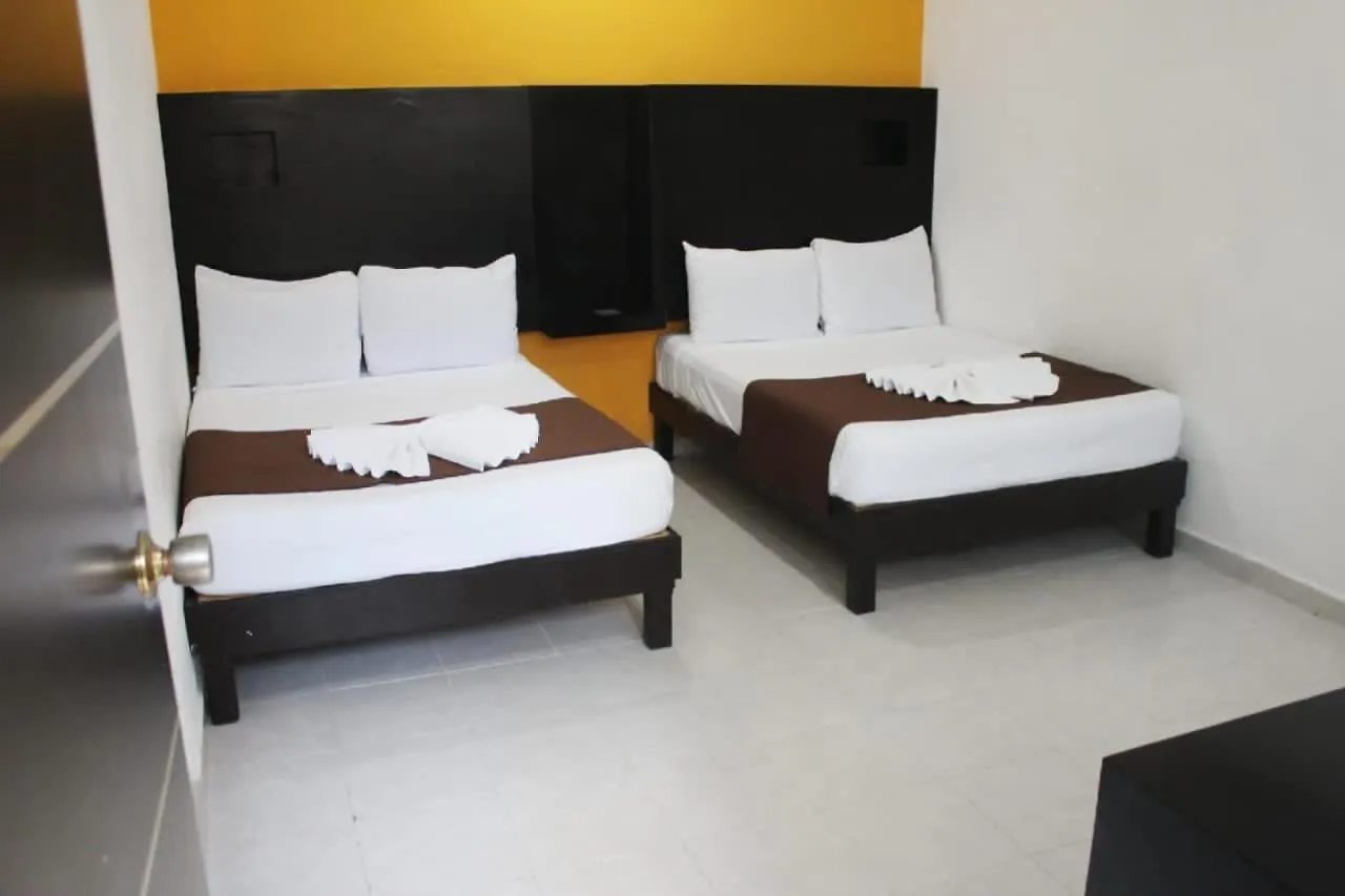 ****  Hotel Ocean Front Boutique Playa del Carmen Mexiko